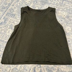Lululemon Swiftly Tech Tank 6 Olive